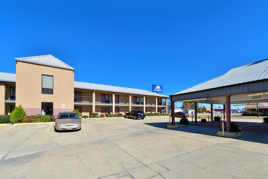 Americas Best Value Inn - Брукгейвен Екстер'єр фото