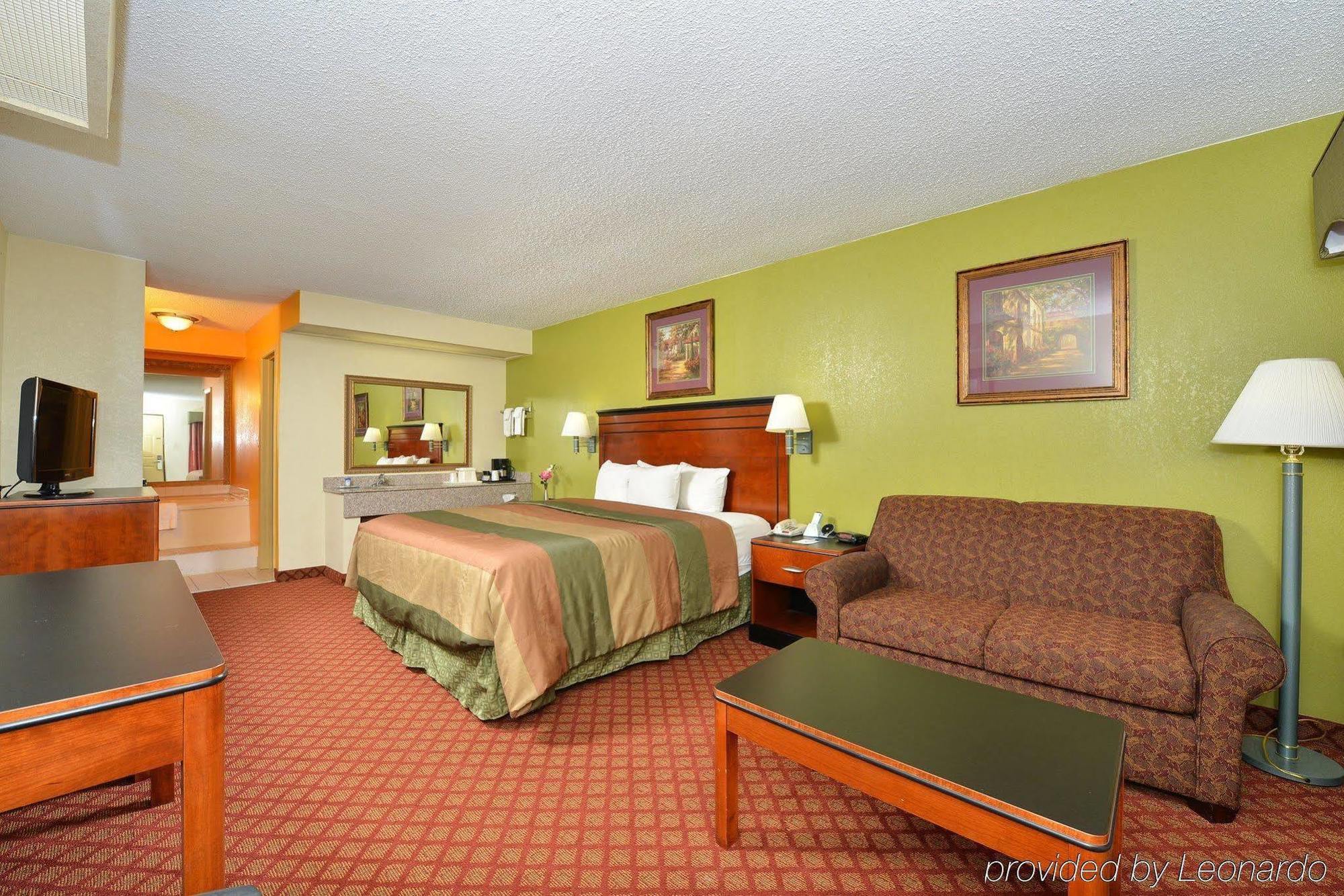 Americas Best Value Inn - Брукгейвен Екстер'єр фото
